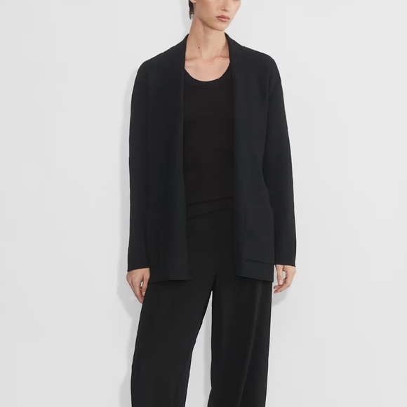 Aritzia Ty Short Cardigan (black - S) - Picture 4 of 7